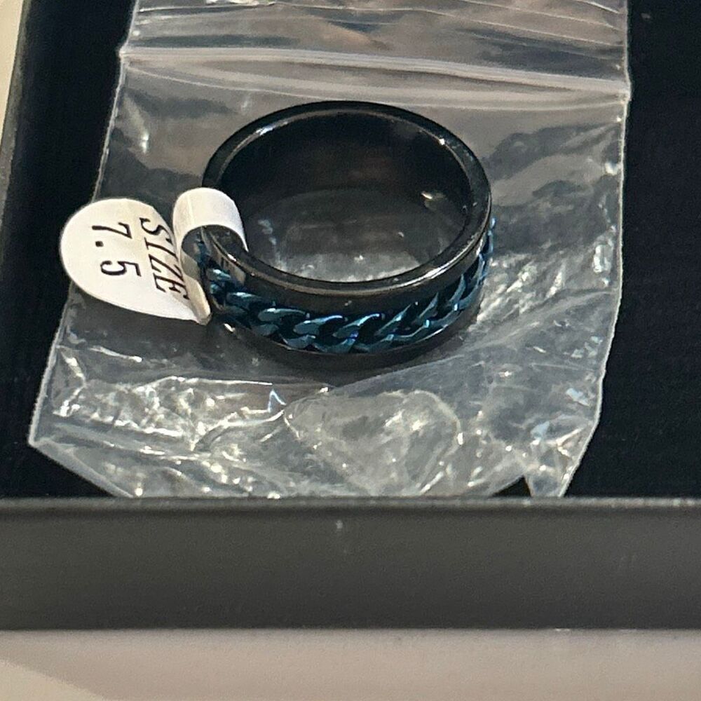 NEW King Will Tungsten Carbide spinner ring black with blue chain size 7.5